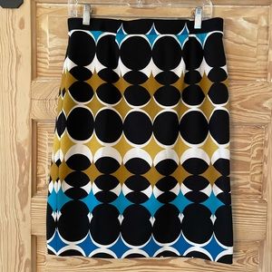 Ladies skirt. Size 8. Like brand new.